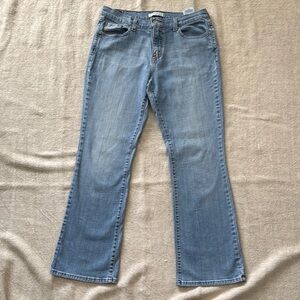 Levi's 515M Bootcut Jeans Women's
12M - Light Lived-In Wash, Soft & Comfy